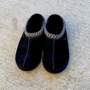 Ugg slides/moccasins
